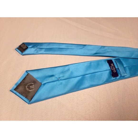 RETRO Paris Turquoise Blue Silk Necktie - 100% Silk Touch Micro Fiber Hand Made - Picture 2 of 6